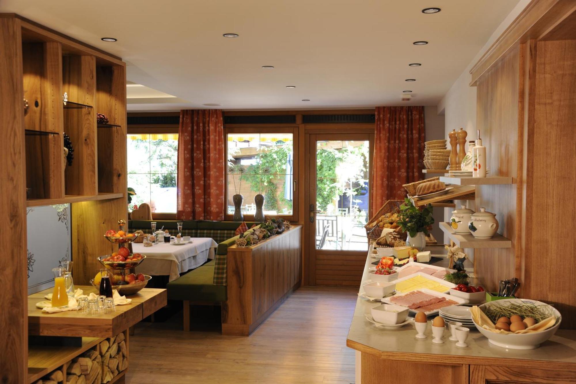 Hotel Garni Forelle Tux Luaran gambar